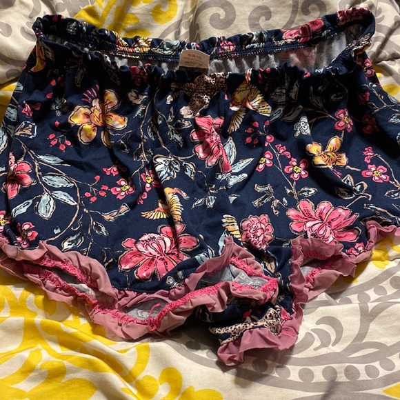 Cheetah bed shorts - Picture 1 of 3